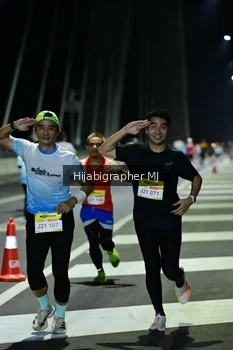 Runner Photo 2108918