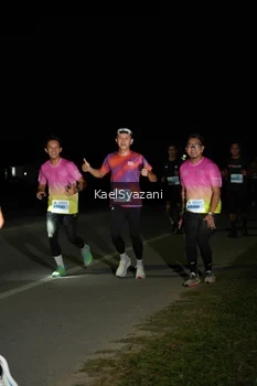 Runner Photo 2109078
