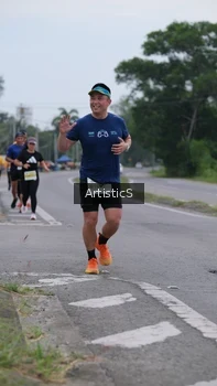 Runner Photo 2109086