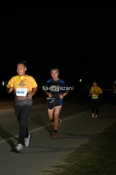 Runner Photo 2109142
