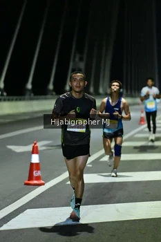 Runner Photo 2109157