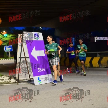 Runner Photo 211011