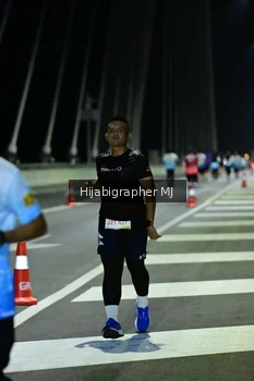 Runner Photo 2110868
