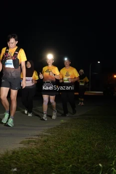 Runner Photo 2111132