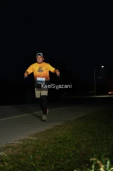 Runner Photo 2111221