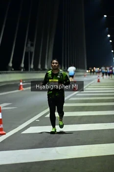 Runner Photo 2111533