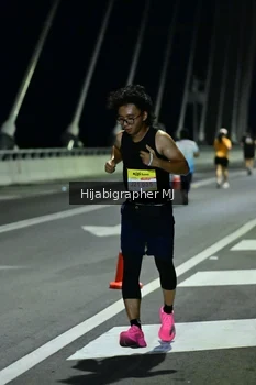 Runner Photo 2111647