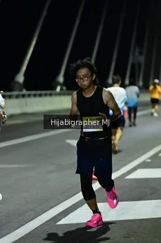 Runner Photo 2111653