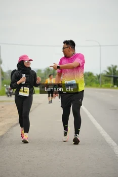 Runner Photo 2111943