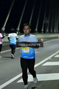 Runner Photo 2112046