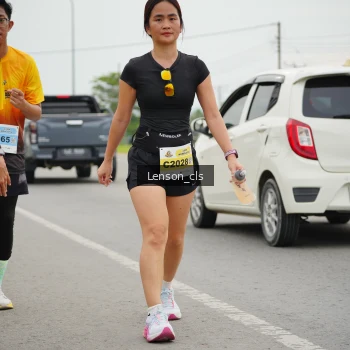 Runner Photo 2112106