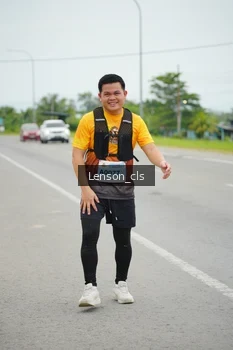 Runner Photo 2112243