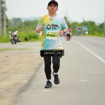 Runner Photo 2112410
