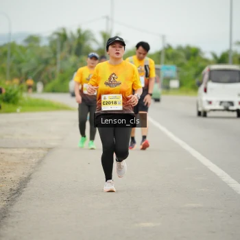 Runner Photo 2112719