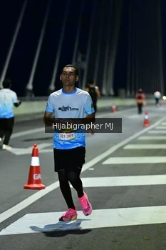 Runner Photo 2112756