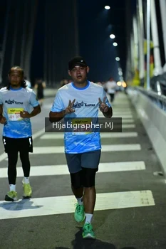 Runner Photo 2112791