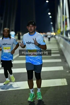 Runner Photo 2112795
