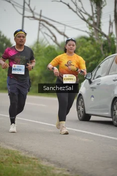 Runner Photo 2113101