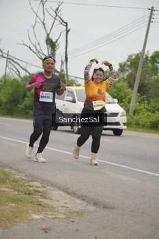 Runner Photo 2113130