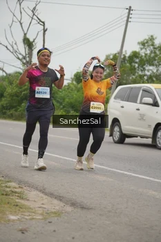 Runner Photo 2113156