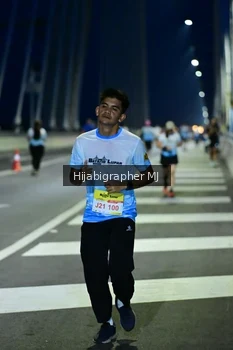 Runner Photo 2113184
