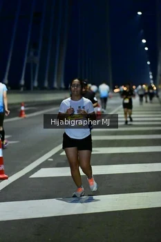 Runner Photo 2113460