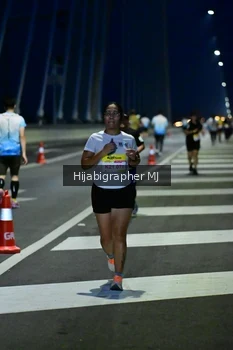 Runner Photo 2113464