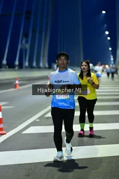 Runner Photo 2113576