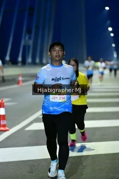 Runner Photo 2113582