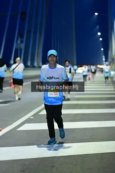 Runner Photo 2113635