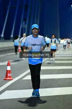 Runner Photo 2113643