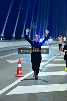 Runner Photo 2113717