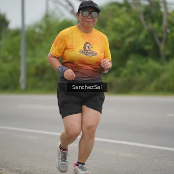 Runner Photo 2113765