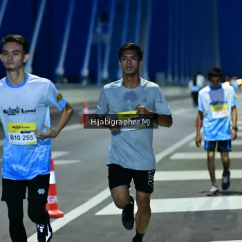 Runner Photo 2113814