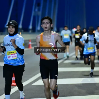 Runner Photo 2113931