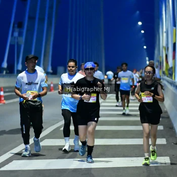 Runner Photo 2114097