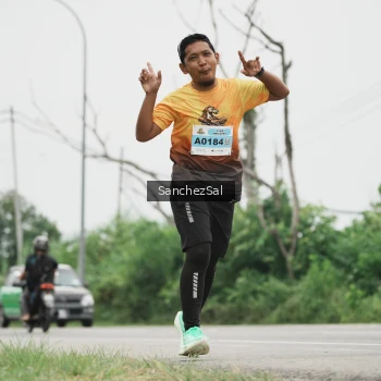 Runner Photo 2114205