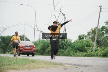 Runner Photo 2114247