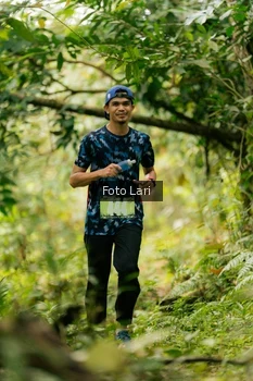 Runner Photo 2114285