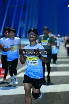 Runner Photo 2114288