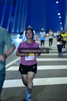 Runner Photo 2114308
