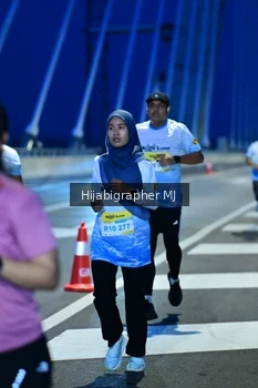 Runner Photo 2114320