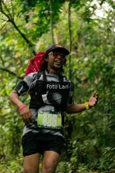 Runner Photo 2114379