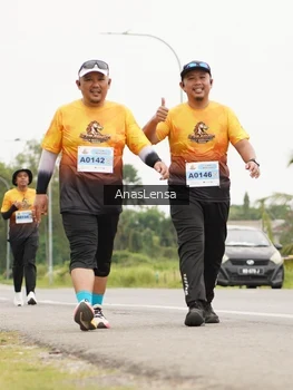 Runner Photo 2114484