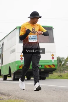 Runner Photo 2114543