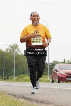 Runner Photo 2114586