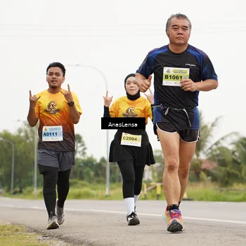 Runner Photo 2114636