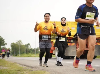 Runner Photo 2114658