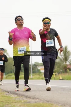 Runner Photo 2114681