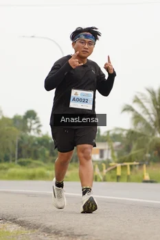 Runner Photo 2114687